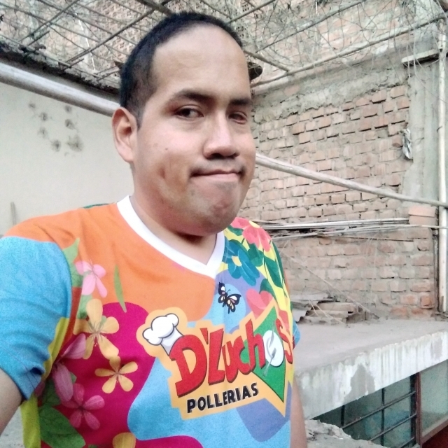 Renzo  Luigui Espinola Malla